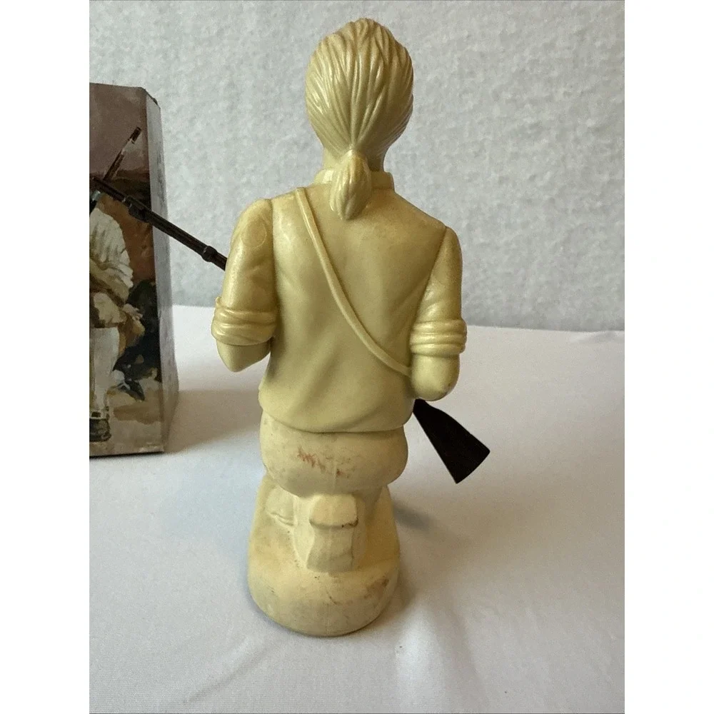 Vintage Avon Minuteman Decanter Bottle 4oz Empty With Original Box 1970s Rifle
